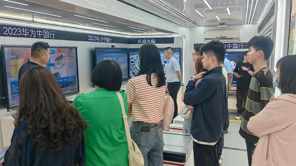 巡展拓市場 | 向下扎根，向外生長